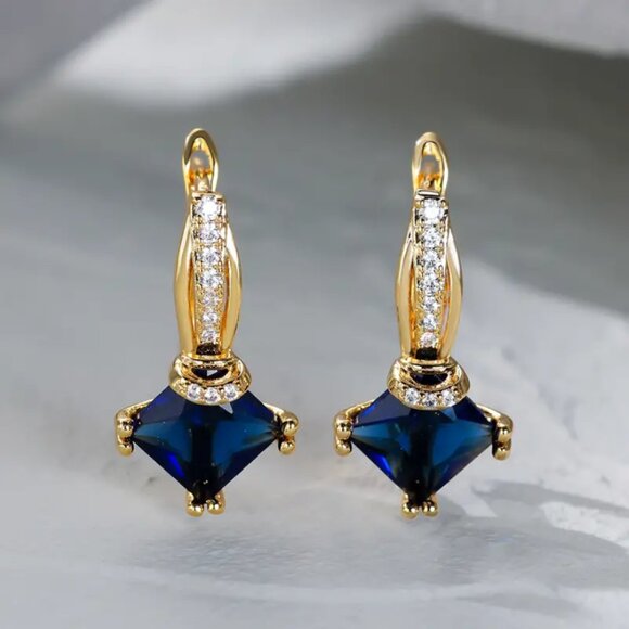 Jewelry - 14K Gold Hanging Drop 2ct Blue Sapphire Gemstone 1ct Diamond Earrings Jewelry